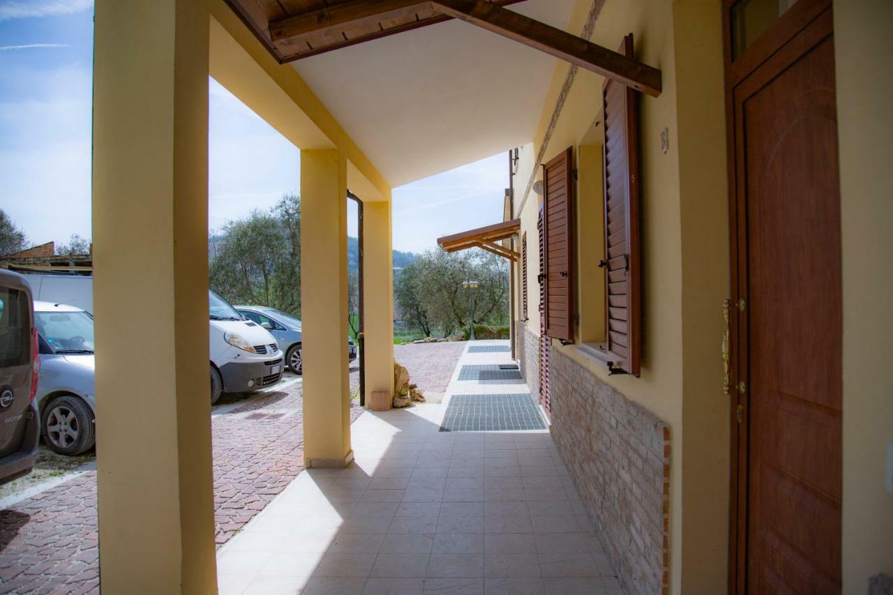 Agriturismo Vallelunga Анкона Экстерьер фото